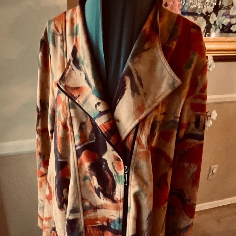 Abstract Multicolor Jacket - Picture 2 of 8